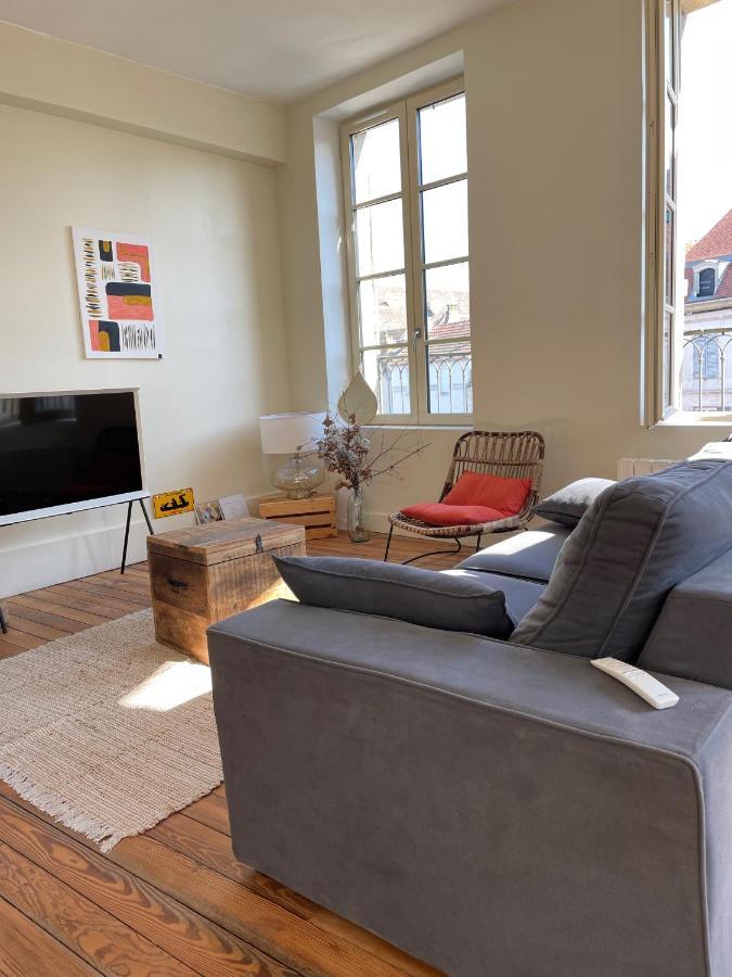 Appartement au coeur du centre historique Avallon Extérieur photo