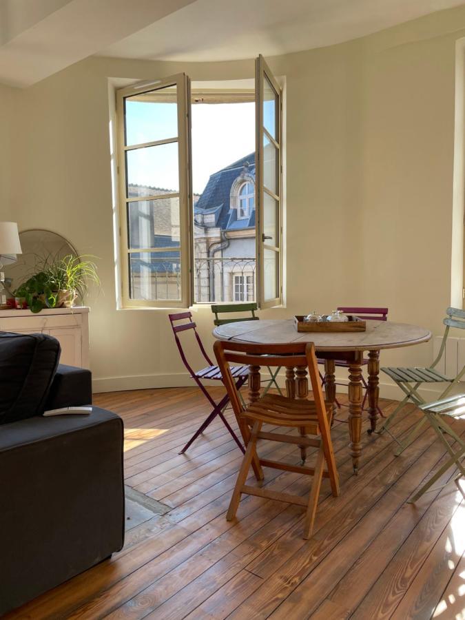Appartement au coeur du centre historique Avallon Extérieur photo