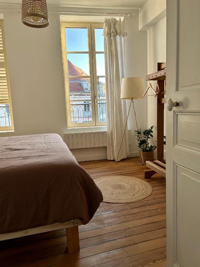 Appartement au coeur du centre historique Avallon Extérieur photo
